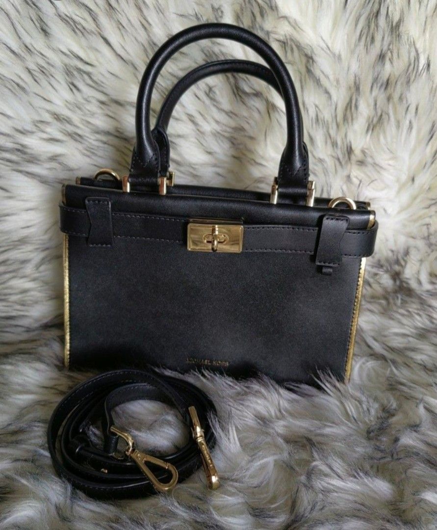 Michael Kors and Guess (Category: Cross-body Bags) located in Bulacan. Submitted by shoppevie_mkg (Listing ID 1460378054, Image 3). Description: authentic michael krs MK and Guess bag 2k each MK like new condition, no flaws only signs of wear. Gueess fur bag is brandnew message for addn'l photo.