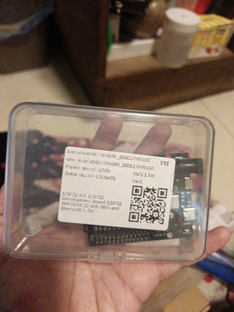 Microcontroller (Category: Computer Parts) located in Quezon. Submitted by souuus (Listing ID 1460401880, Image 3). Description: .