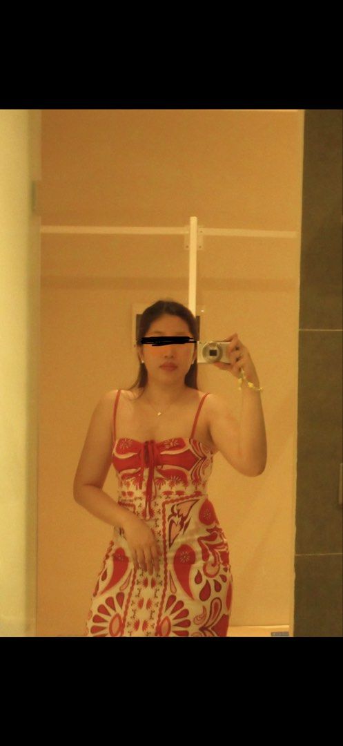 Midi Dress (Category: Dresses) located in Cebu City. Submitted by mayanng_12 (Listing ID 1460344498, Image 3). Description: Size s-m ‘Midi dress.