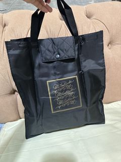 (Category: ) located in . Submitted by favoritepreloved (Listing ID 1460469710, Image 1). Description: .