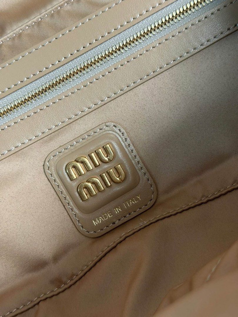 ❣️Miu Apricot leather ❣️ (Category: Shoulder Bags) located in Manila. Submitted by annmacalua (Listing ID 1460439056, Image 2). Description: What u see is what u get!🥰.