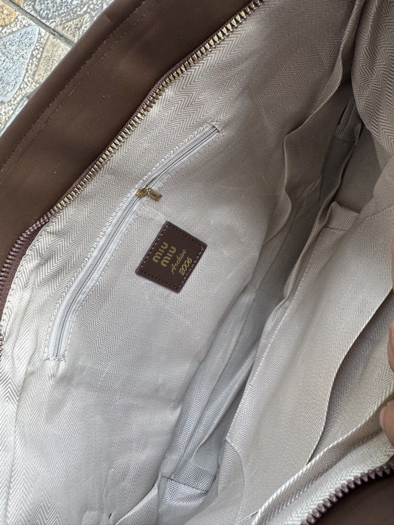 MIU MIU BAG (Category: Cross-body Bags) located in Manila. Submitted by psg_ni_gecko (Listing ID 1460305994, Image 3). Description: Brandnew Brown Location: Mandaluyong.