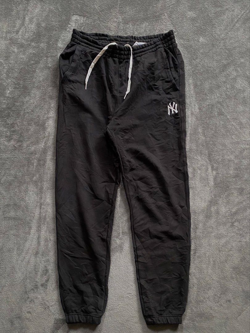 MLB JOGGER (Category: Joggers) located in Catarman. Submitted by value.fits (Listing ID 1460407068, Image 1). Description: 30-33X40.
