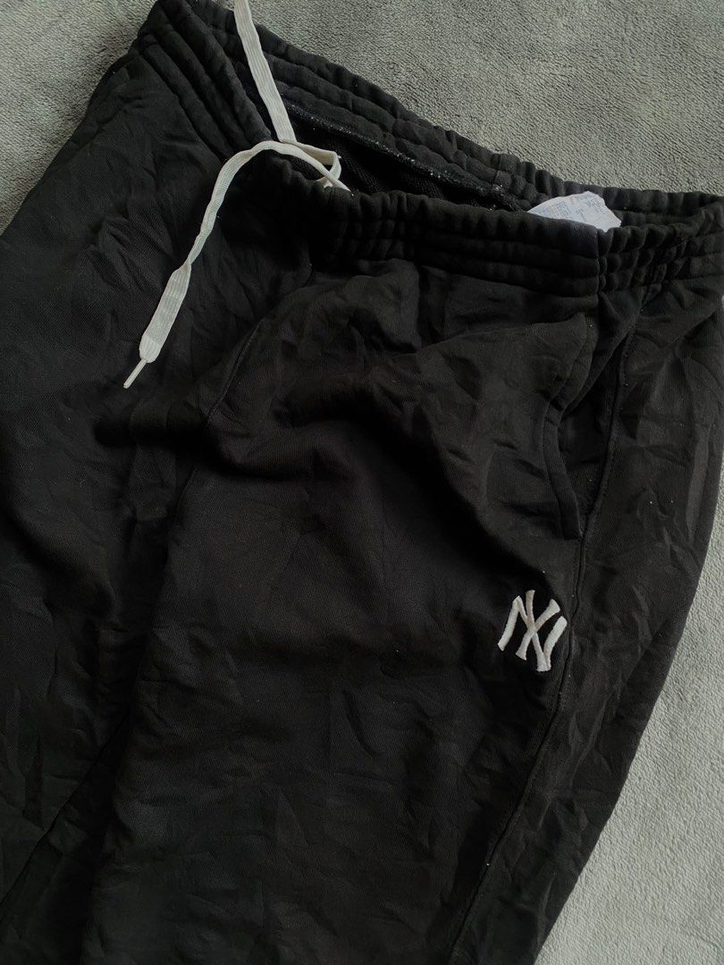 MLB JOGGER (Category: Joggers) located in Catarman. Submitted by value.fits (Listing ID 1460407068, Image 3). Description: 30-33X40.