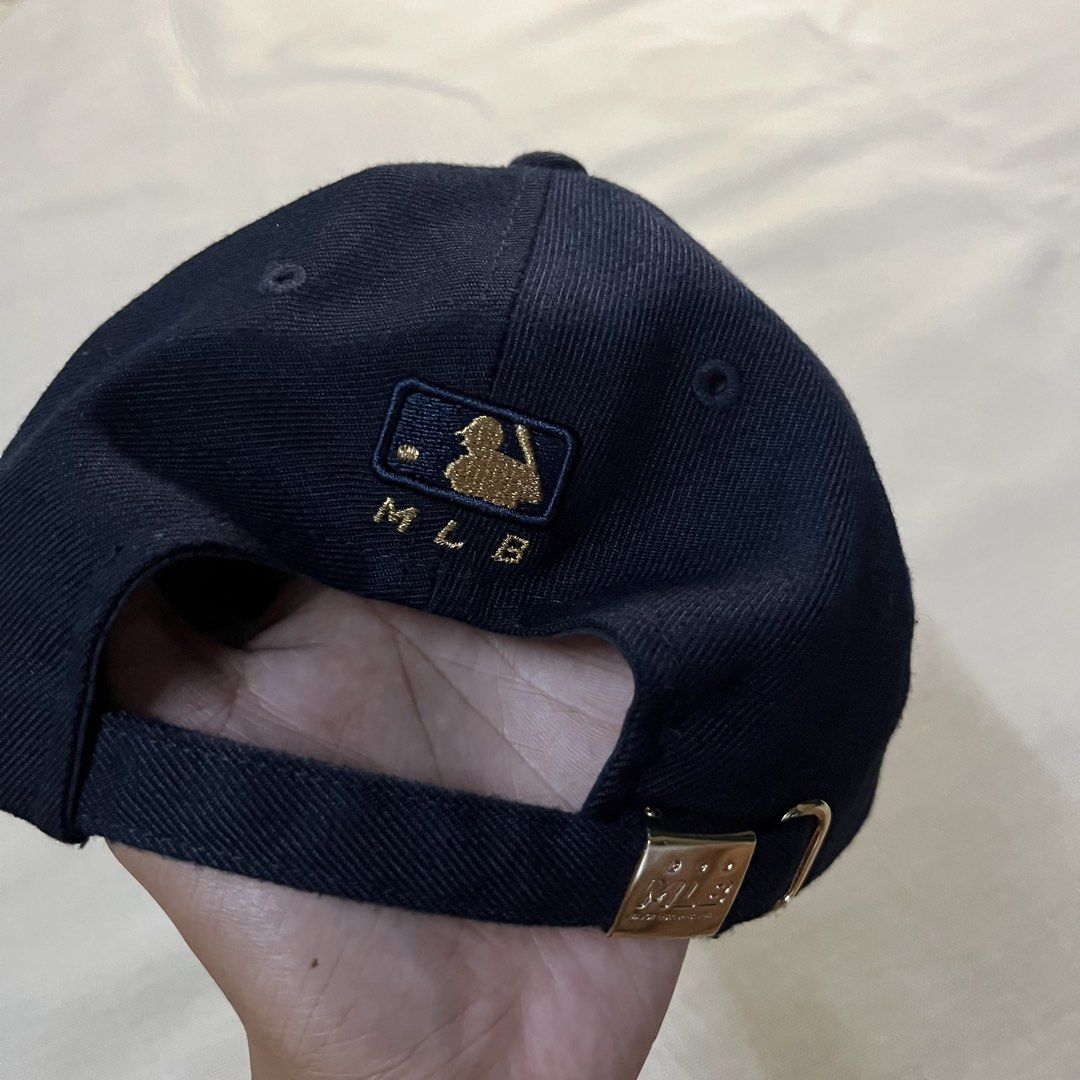 MLB LA Dodgers Dad Hat (Category: Caps & Hats) located in Batangas. Submitted by reyr. (Listing ID 1460483098, Image 3). Description: ▪️ONE SIZE FITS ALL ▪️EXCELLENT CONDITION ▪️10/10 COLOR RATE ▪️NO ISSUE.