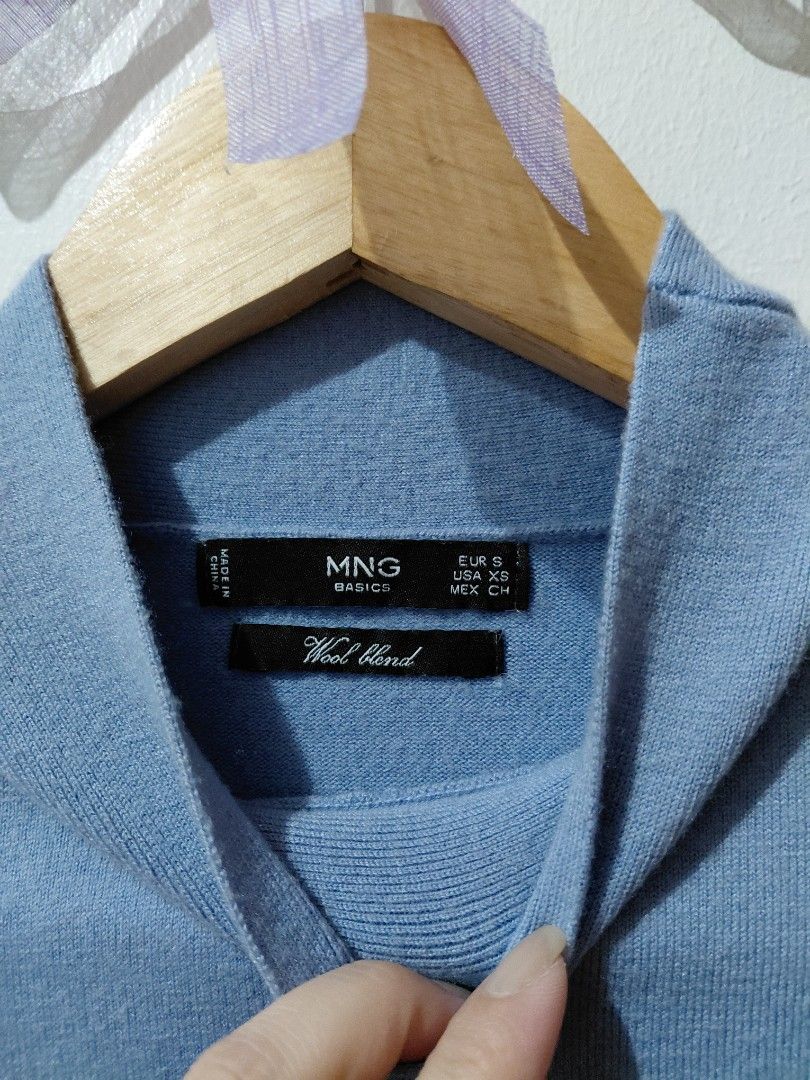 MNG Basics Mock Neck Knit Wool Blend Top (Category: Blouses) located in Tarlac. Submitted by wornwardrobe (Listing ID 1460396979, Image 2). Description: Kindly note that all items are stored at my parents’ house and not on hand. Retrieval takes up to 2 weeks before shipping. Please purchase only if you’re okay with the wait. Message me to check the next available shipping date! Thank you!.