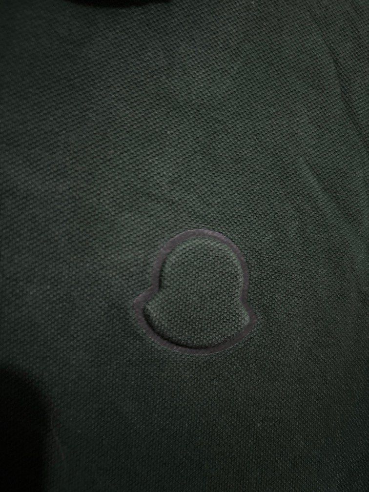 Authentic Moncler (Category: Tshirts & Polo Shirts ) located in Muntinlupa City. Submitted by owrayttttt (Listing ID 1460413951, Image 3). Description: - Moncler Dark green polo shirt - Dimes 22x29 - With necktag, cut washtag - Free shipping via j&t.