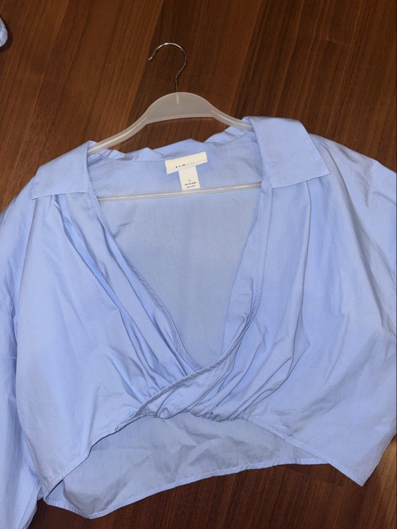 MONKI Tie-around Collared Outer Top (Category: Longsleeves) located in Antipolo. Submitted by maiplus (Listing ID 1460373874, Image 1). Description: MONKI Size L, cropped fits L-XL body frame never used 📍Antipolo City.