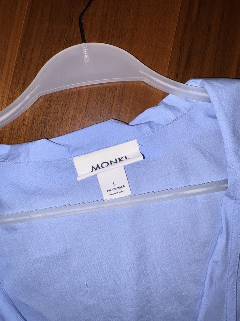 MONKI Tie-around Collared Outer Top (Category: Longsleeves) located in Antipolo. Submitted by maiplus (Listing ID 1460373874, Image 3). Description: MONKI Size L, cropped fits L-XL body frame never used 📍Antipolo City.