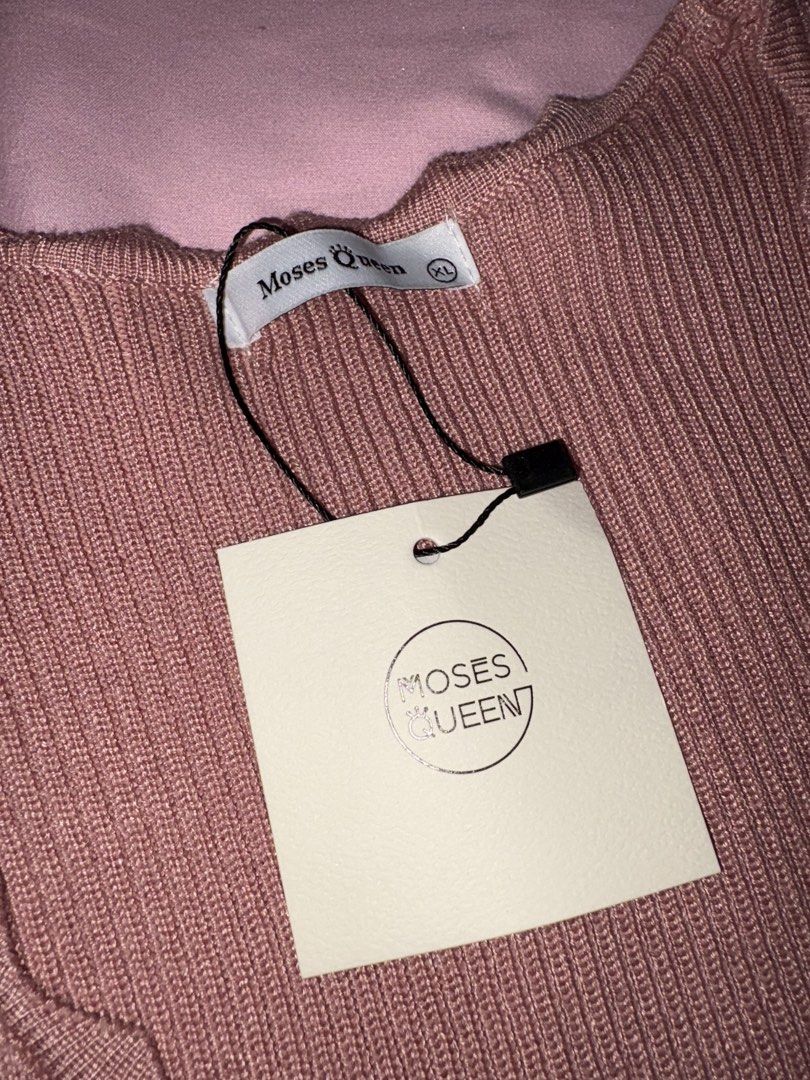 Moses Queen Pink Ribbed Top (Category: Others Tops) located in Concepcion. Submitted by v.aeonise (Listing ID 1460440043, Image 3). Description: ꧁ moses queen pink ribbed top꧂ [ITEM DETAILS] * size: XL on tag but best fit is m-large * fabric: 98%cotton, 2%polyester .ᐟ buyer will shoulder the shipping fee .ᐟ mode of payment: gcash or bdo bank transfer .ᐟ mode of delivery: j&t express .
