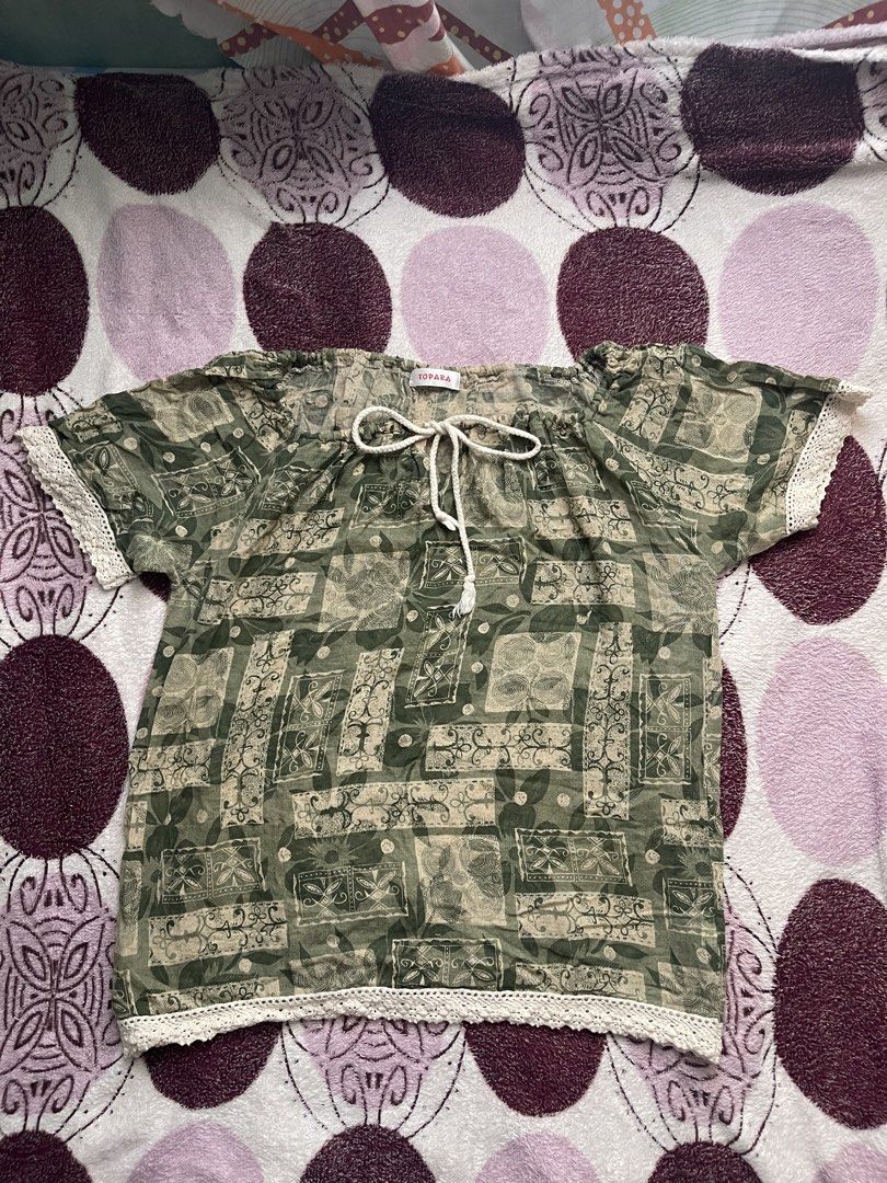 moss green lace trim top (Category: Others Tops) located in Muntinlupa City. Submitted by purinzcloset (Listing ID 1460416877, Image 1). Description: size: small to medium.