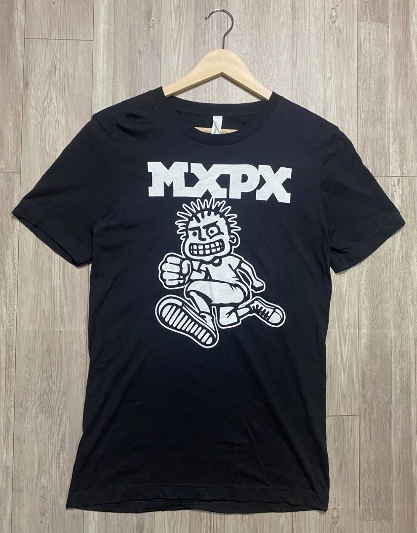 MxPx TEE - BLACK (Category: Tshirts & Polo Shirts ) located in Manila. Submitted by ztfirtfritz (Listing ID 1460313778, Image 1). Description: MxPx TEE - BLACK SMALL 17 WIDTH 28 LENGTH EXCELLENT 350 + SF.
