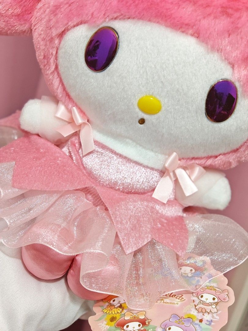 My Melody Sakura (Category: Plushies & Soft Toys) located in Quezon City. Submitted by snowfrostkhloething (Listing ID 1460405552, Image 3). Description: .
