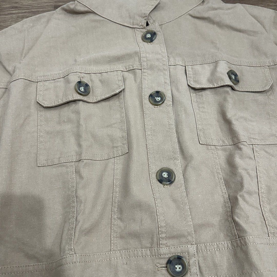 Natural couture Cream denim jacket (Category: Others Tops) located in Bulacan. Submitted by itemsbyjj (Listing ID 1460431198, Image 2). Description: .