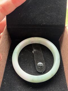 (Category: ) located in . Submitted by thrift4gems (Listing ID 1460387363, Image 1). Description: .