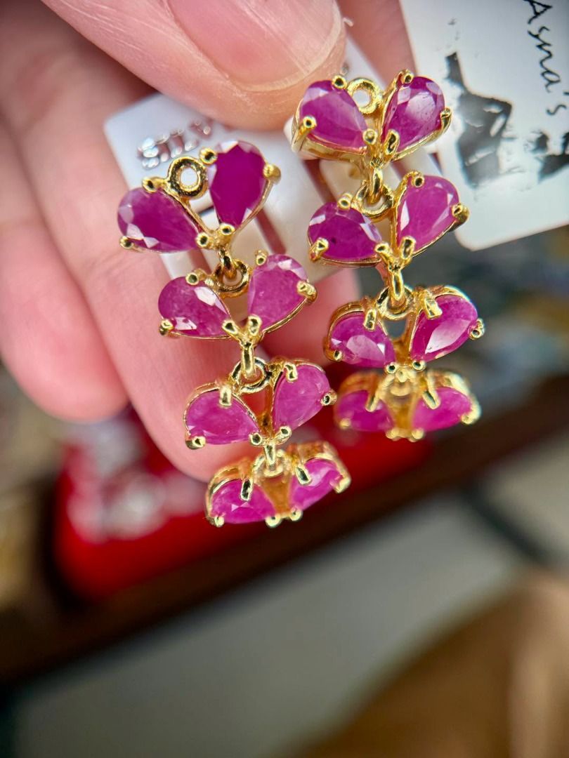 Natural Ruby in Gold-Plated Silver Earrings (Category: Earrings) located in Baguio. Submitted by asna_taku (Listing ID 1460432887, Image 2). Description: ❤️ Natural Ruby in Gold-Plated Silver A pop of ruby color that instantly elevates any look. ✨ Beautiful natural ruby earrings with faceted stones in a delicate gold-plated silver setting—feminine, vibrant, and easy to dress up or down. ❤️ Natural Ruby ✨ New 🌟 Silver 925, gold plated 💎 Beautifu