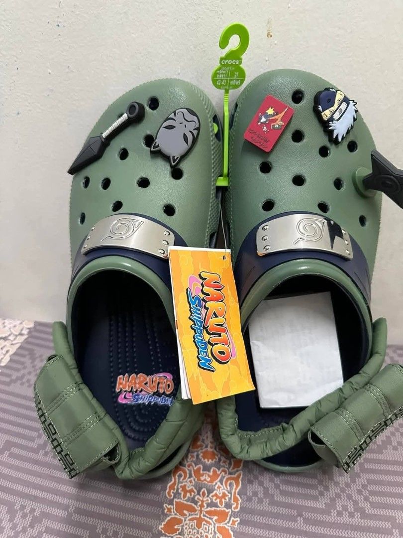 Natuto shippuden x Crocs (Category: Slippers & Slides) located in Manila. Submitted by alan_mark08 (Listing ID 1460328225, Image 2). Description: Naruto Shippuden X Crocs Free zip lock Free Echo Bag.