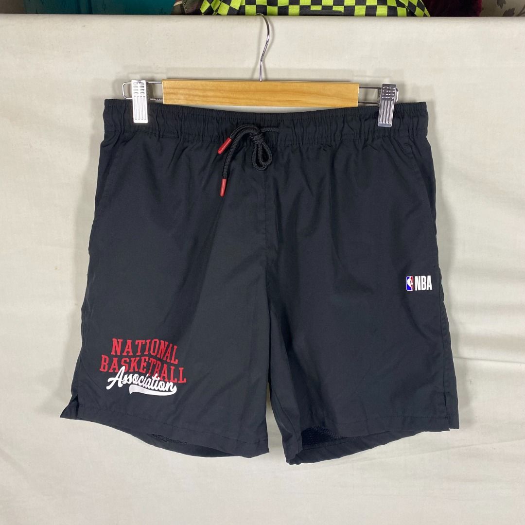 NBA Official Retro Script Lined Shorts Black / M (Category: Activewear) located in Antipolo. Submitted by canadafindss (Listing ID 1460344147, Image 1). Description: Visit & Follow Canada Finds for more premium thrift, streetwear, vintage, techwear, activewear, and branded finds from Canada 🇨🇦 More items posted regularly: https://www.carousell.ph/u/canadafindss NBA Official Retro Script Lined Shorts Black / M Clean streetwear and sportswear sta