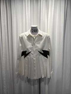 （分類：）位於 。 由 belovedclothesthrifts 提交（商品編號 1460398397，圖片 1）。簡介： 。