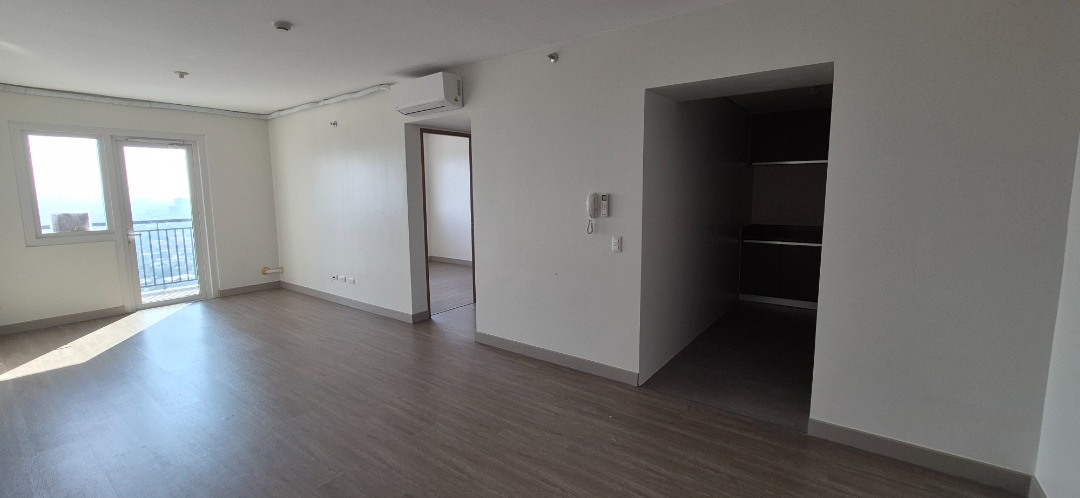(Category: ) located in . Submitted by eddie.co (Listing ID 1460310884, Image 1). Description: .
