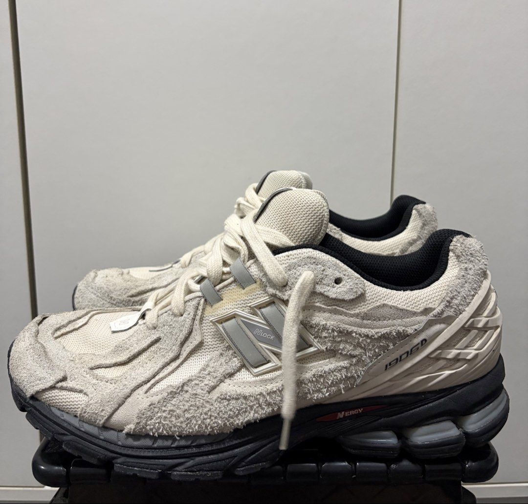 New Balance 1906D "Protection Pack" Turtle Dove (Category: Sneakers) located in Valenzuela. Submitted by nextdoor_finds (Listing ID 1460421979, Image 1). Description: - Brand: New Balance - Model: 1906D Protection Pack - Colorway: Cream - Size: US 12 (EU 46.5) - Design: Unique deconstructed look - Style: Great for everyday wear or as a statement piece - Availability: Grab them now! - Authentic No Box .