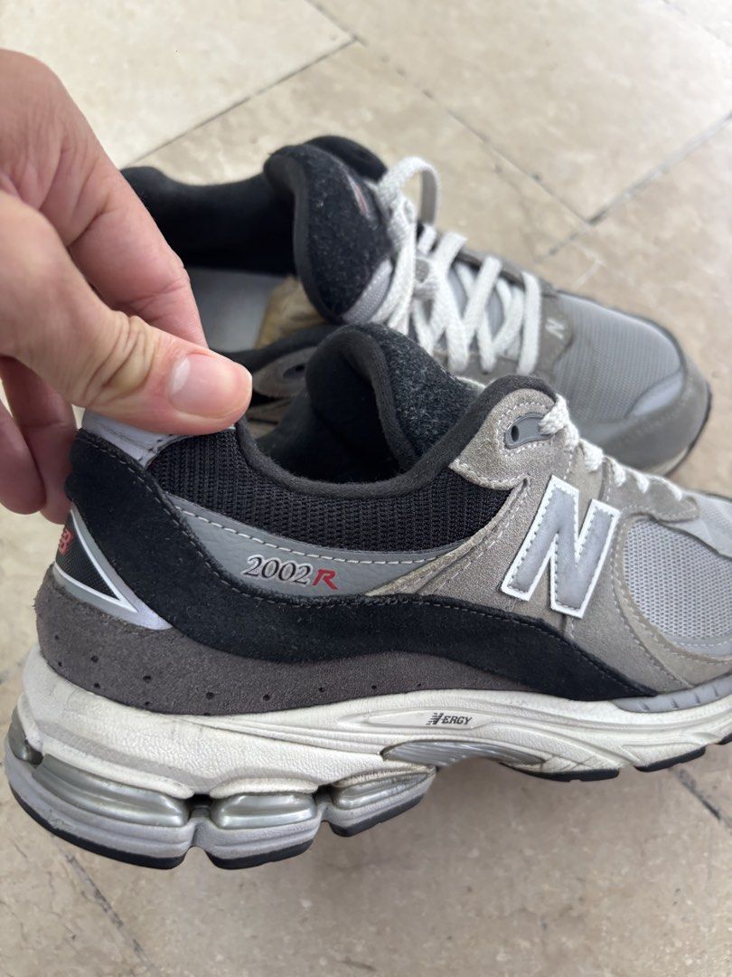 New Balance 2002R Slate Grey Raincloud (Category: Sneakers) located in Pasig City. Submitted by bootsoftravel_ph (Listing ID 1460500850, Image 3). Description: New Balance 2002R Slate Grey Raincloud used - Good FOR SALE Pair only FREE shipping!!! Issue: No issue/s Price ₱2,995 size: EU 42 / UK 8 / US 9 Guaranteed 100% Legit 💯 We ship nationwide 🚚.