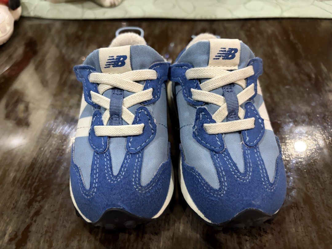 New Balance 327 for kids (Category: Babies & Kids Fashion) located in Manila. Submitted by isabella.0927 (Listing ID 1460462430, Image 1). Description: .