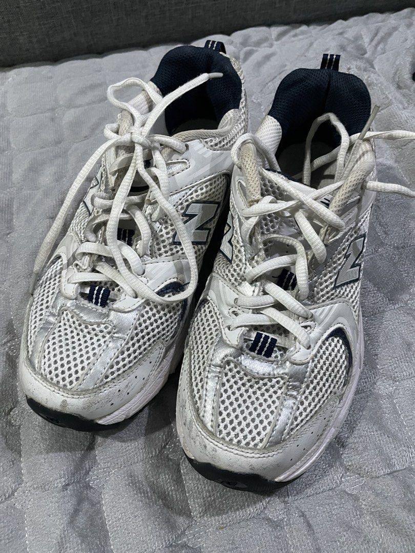 New balance 530 (Category: Sneakers) located in San Carlos. Submitted by robithedog (Listing ID 1460417668, Image 1). Description: Size: 37.