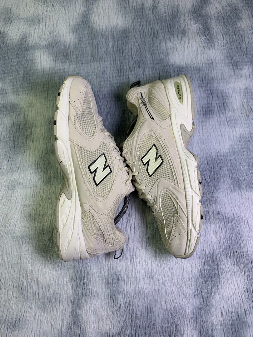 NEW BALANCE 530 IVORY (Category: Sneakers) located in Quezon City. Submitted by shooz.kartel (Listing ID 1460420377, Image 3). Description: For sale only‼️ NEW BALANCE 530 IVORY Excellent condition No major issues Size 10.5 mens 44.5 euro 28.5 cm 1650 + sf only Legit/Authentic 💯 Pm for fast transact! 📩 Can do ship nationwide MOP: paymaya, bank transfer or gcash Location: Metro manila.