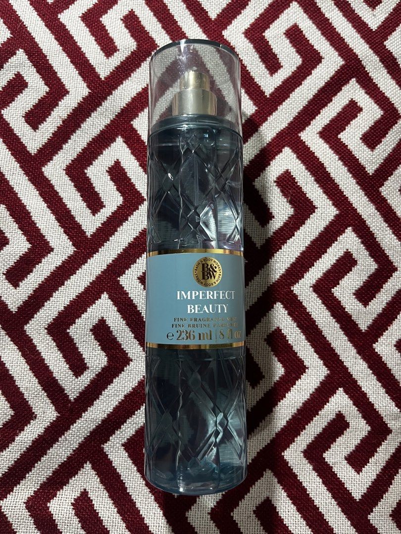 [New] BBW Imperfect Beauty (Original) (Category: Fragrance & Deodorants) located in Las Pinas. Submitted by stylecircle.mnl (Listing ID 1460258312, Image 1). Description: Original Bath and Body Works Like that freckle that makes you you, this scent is perfectly imperfect, leaving its (beauty) mark with notes of sweet and tart fruit and delicate petals, warmed by golden-hour sunshine. Fragrance notes: sweet rhubarb, white florals and radiant cashm