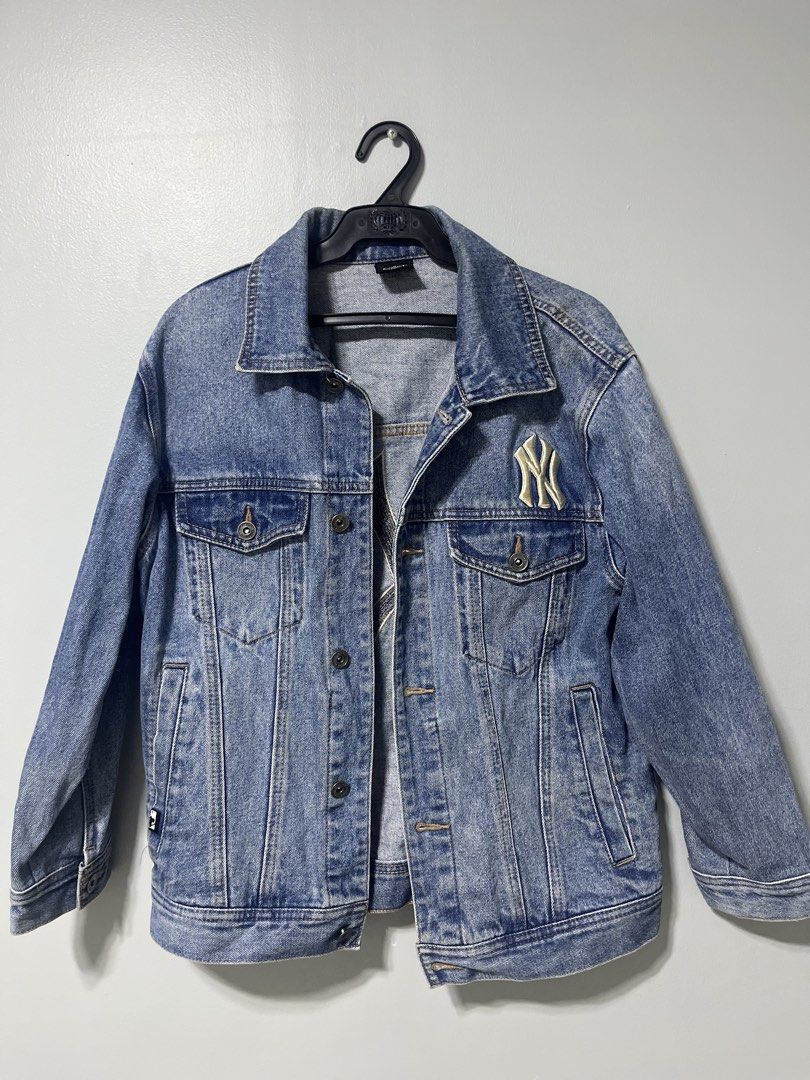 New York Yankees Denim Jacket (Category: Coats, Jackets and Outerwear) located in Cebu City. Submitted by cap.of.tees (Listing ID 1460437595, Image 2). Description: dimes W 21 L 25.5inch good as new authentic/ preloved.