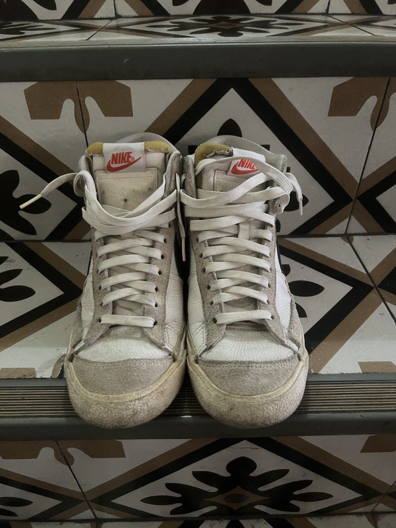 Nike Blazer Mid Pro Club (Category: Sneakers) located in Malabon City. Submitted by mmrizz (Listing ID 1460353821, Image 3). Description: Needs Cleaning Rarely used anymore so might as well sell nalang :) .