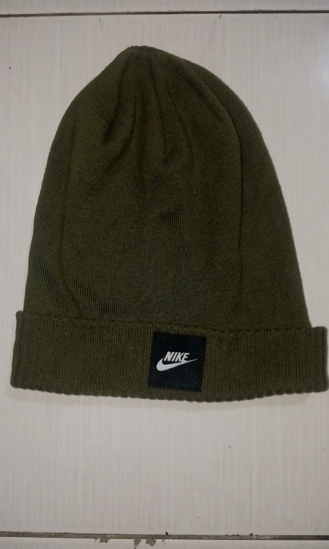 Nike bonnet (Category: Hats & Beanies) located in Subic. Submitted by gentlecloud-8030a3 (Listing ID 1460379876, Image 1). Description: nike bonnet patch logo adult size like new no issue 350+ship.
