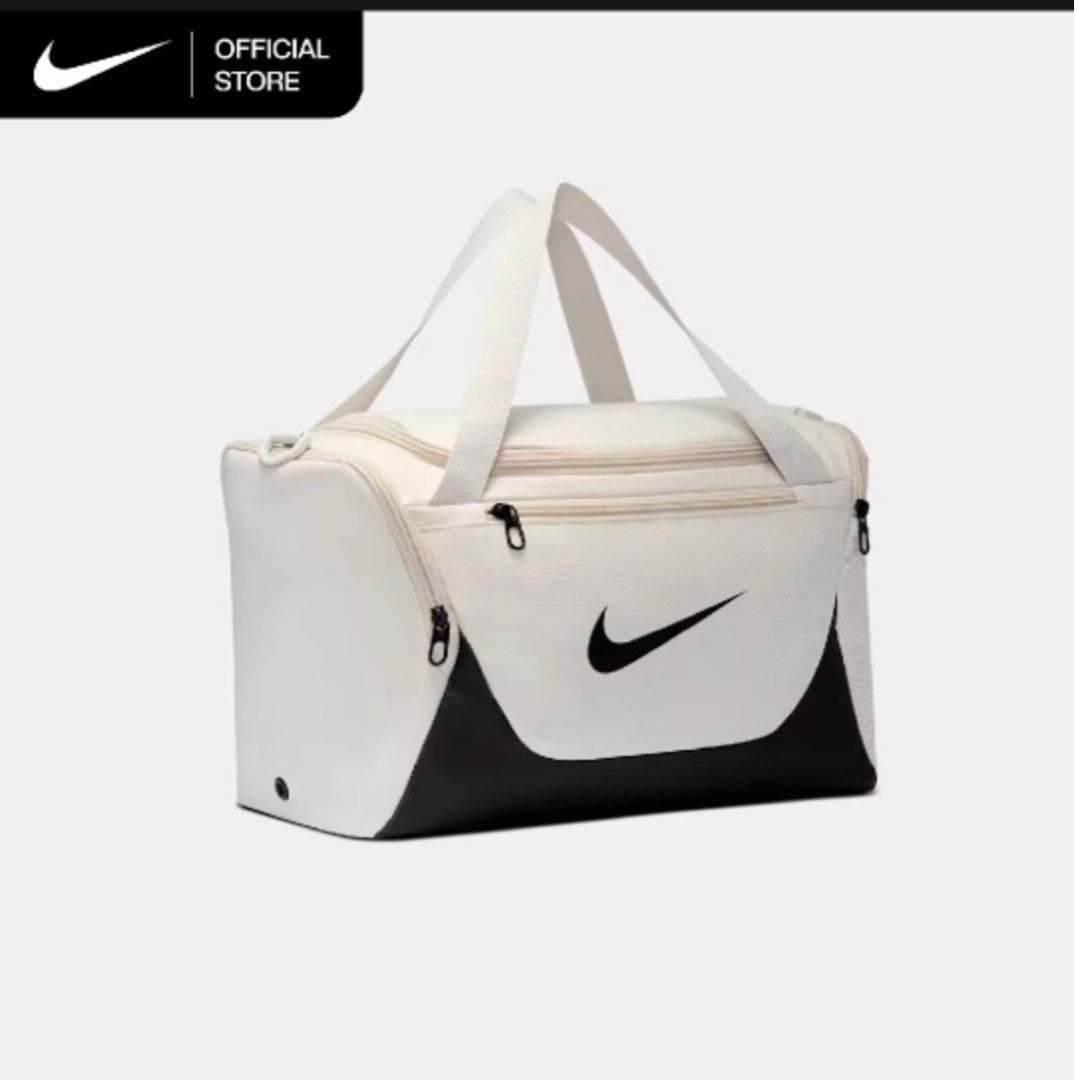Nike brasilia Training Duffel Bag 24L (Category: Sling Bags) located in Cavite. Submitted by rexander07 (Listing ID 1460473419, Image 1). Description: For sale Nike brasilia Training Duffel Bag 24L Srp- 1,895 Sale - 1,500 * Need 500 DP to process your order * No cancelation of order, once cancel order forfeited na po yung 500 DP. ✔️100% Original ✔️Unli Legit Check 🛵 Lalamove Within Metro Manila (COD ) 🚚 We ship nationwide LBC ( COD and COP ).