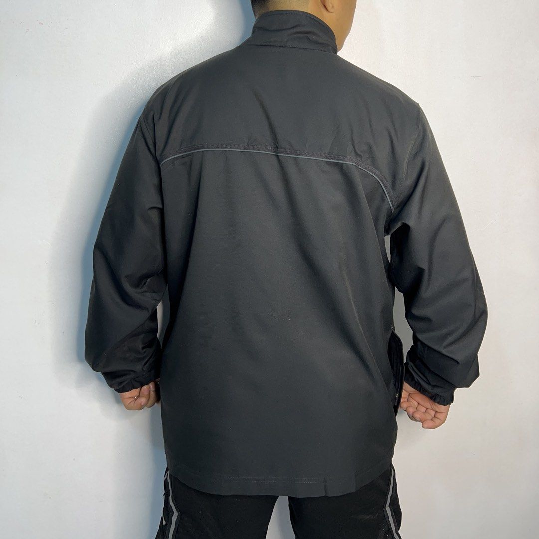 Nike Dri-FIT Track Jacket (Category: Coats, Jackets and Outerwear) located in Subic. Submitted by refitted.ph (Listing ID 1460504477, Image 2). Description: Nike Dri-FIT Track Jacket * Authentic / Legit💯 * Best Fit: XL * Width: 24 * Length: 29 * Color Rate: 10 * Like New Condition * No Issue❗️ PRICE: 1,000 + Shipping Fee Mode of Payment🧾: Cash/Gcash We Ship Nationwide🇵🇭 Courier 🚚: J&T / Door to Door 📍Subic , Zambales .