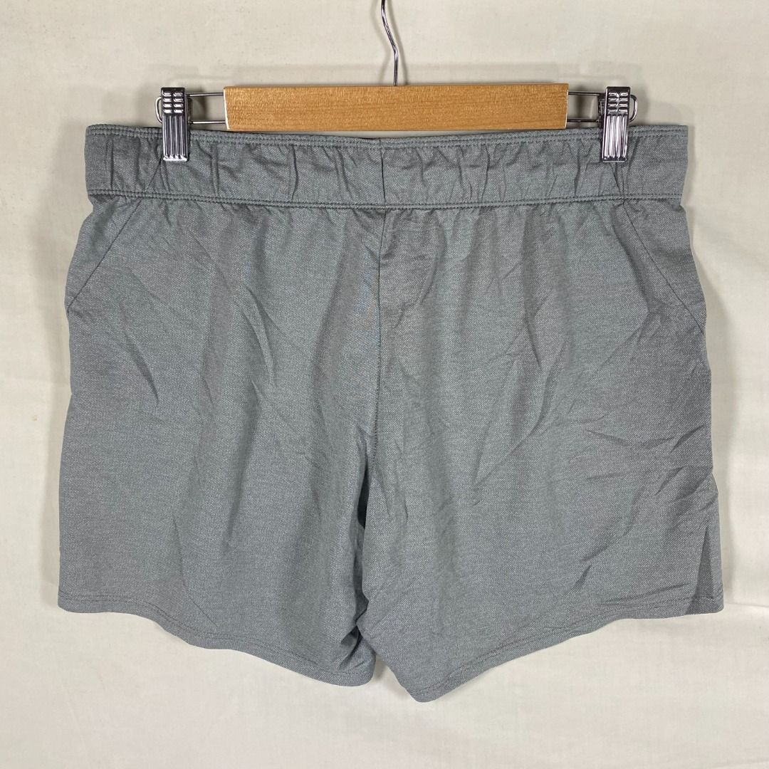 NIKE Dri-FIT Training Shorts Heather Grey / M (Category: Activewear) located in Antipolo. Submitted by canadafindss (Listing ID 1460363268, Image 3). Description: Visit & Follow Canada Finds for more premium thrift, streetwear, vintage, techwear, activewear, and branded finds from Canada 🇨🇦 More items posted regularly: https://www.carousell.ph/u/canadafindss NIKE Dri-FIT Training Shorts Heather Grey / M Elevate your training rotation. Authentic