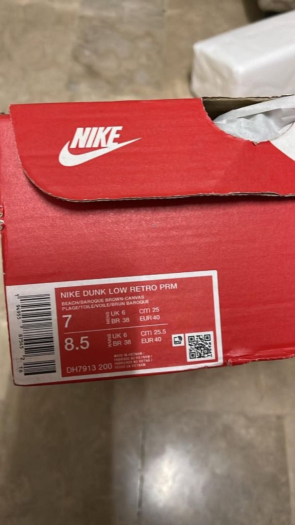 NIKE Dunk Low Retro (Category: Sneakers) located in Las Pinas. Submitted by missfaust (Listing ID 1460472553, Image 2). Description: Worn twice Bought for 11K.