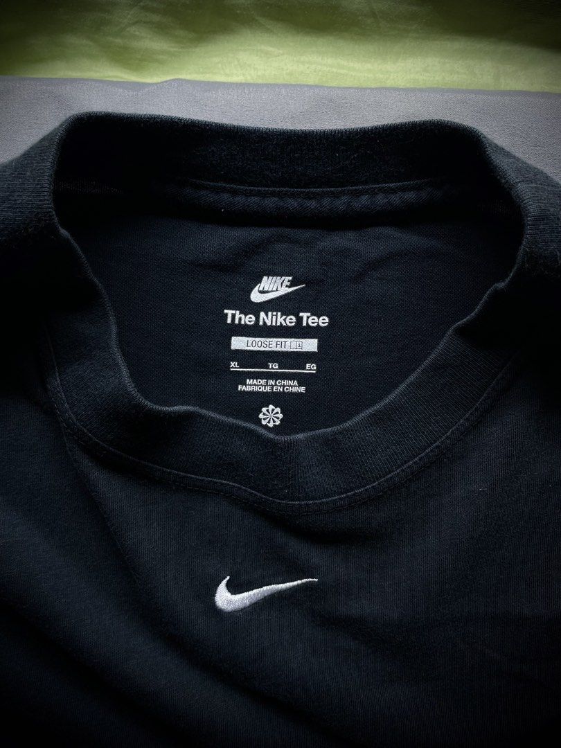 Nike Mid Swoosh Basic Tee (Category: Tshirts & Polo Shirts ) located in Manila. Submitted by tuklasmnl (Listing ID 1460315047, Image 2). Description: XL on Tag 22 x 27 Good Condition No issue.