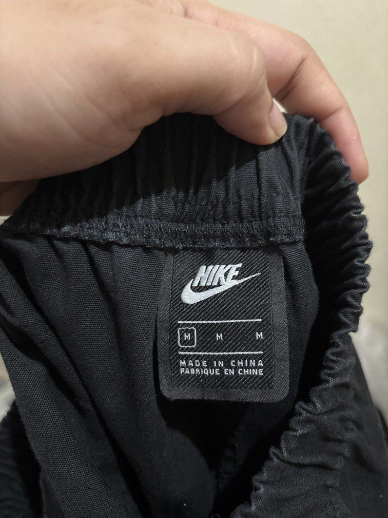 Nike NSW shorts (Category: Shorts) located in Muntinlupa City. Submitted by owrayttttt (Listing ID 1460385762, Image 3). Description: - Authentic Nike NSW shorts above the knee - 28-34 waist, 18 length - Complete tags - Free shipping via j&t.
