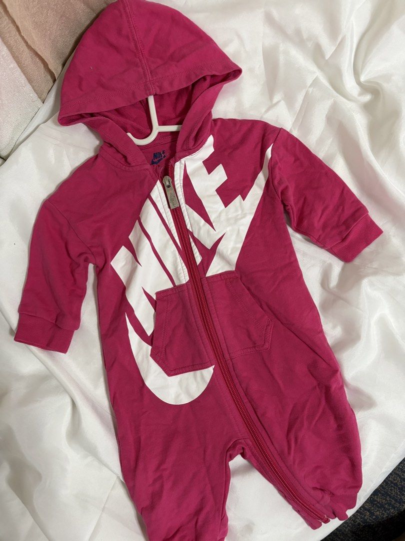 Nike over all (Category: Babies & Kids Fashion) located in Angeles City. Submitted by claudinep (Listing ID 1460394590, Image 1). Description: 3-6months on tag.