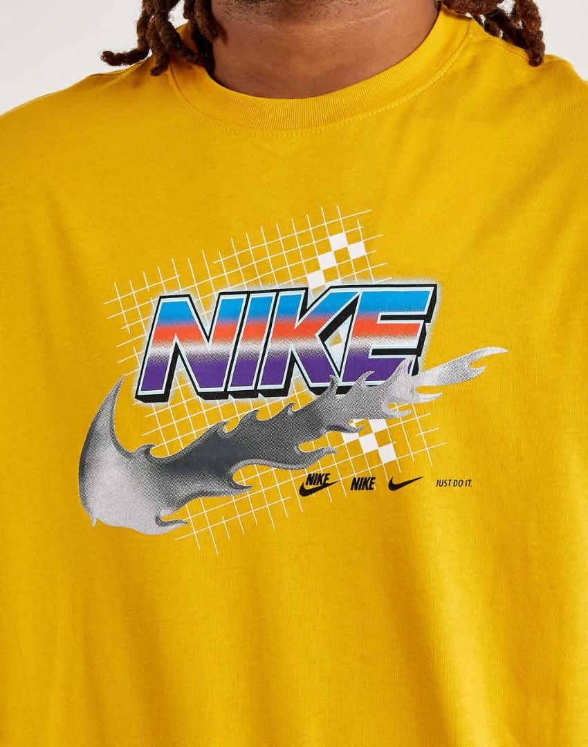 Nike Racing Tee Size- M (Category: Tshirts & Polo Shirts ) located in Balagtas. Submitted by janlex (Listing ID 1460331955, Image 2). Description: - Yellow Nike T-Shirt - Features a cool retro graphic print - Classic Nike logo - Ideal for casual wear - Brand new with tags attached.
