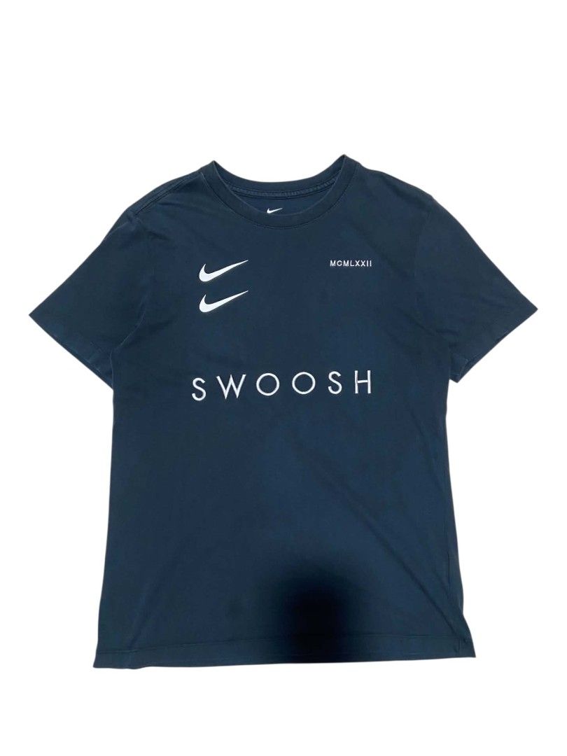 Nike swoosh (Category: Activewear) located in Caloocan City. Submitted by ejay_3 (Listing ID 1460334954, Image 1). Description: .