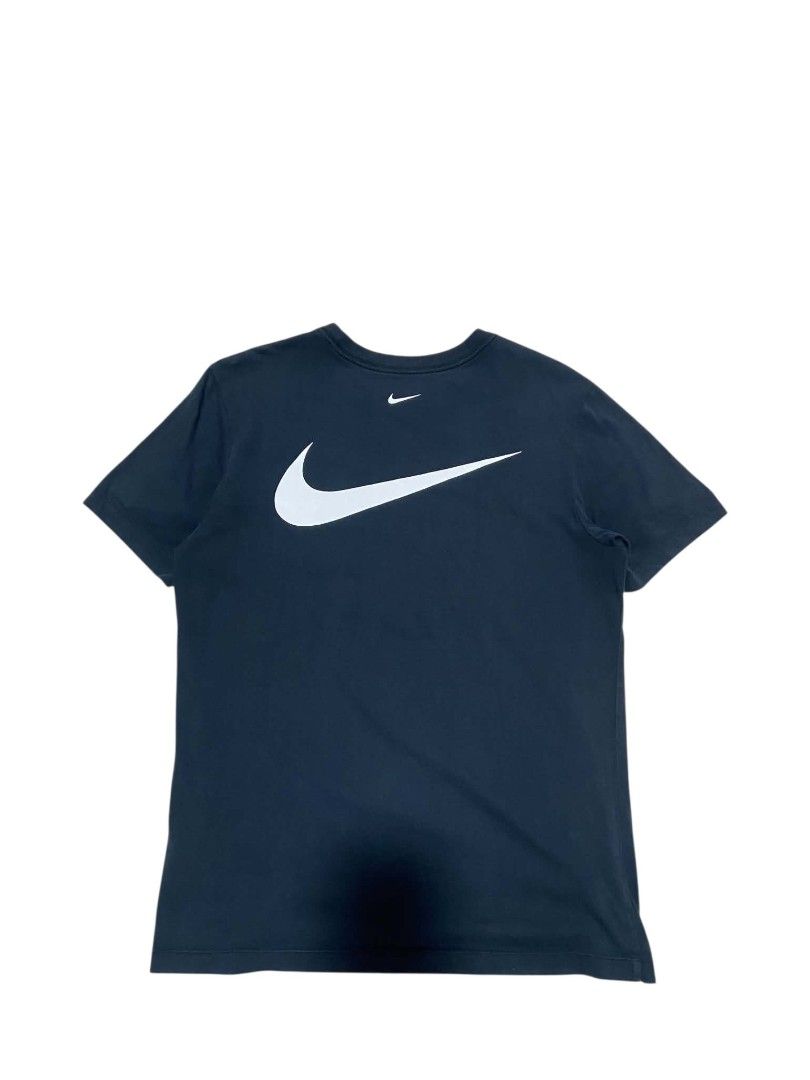 Nike swoosh (Category: Activewear) located in Caloocan City. Submitted by ejay_3 (Listing ID 1460334954, Image 2). Description: .