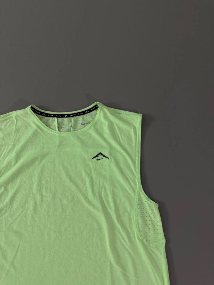 NIKE TRAIL (Category: Activewear) located in Guagua. Submitted by sweetboyy (Listing ID 1460396834, Image 3). Description: NIKE TRAIL EXCELLENT CONDITION / NO ISSUE SIZE SMALL ON TAG / DIMES L26 W19.