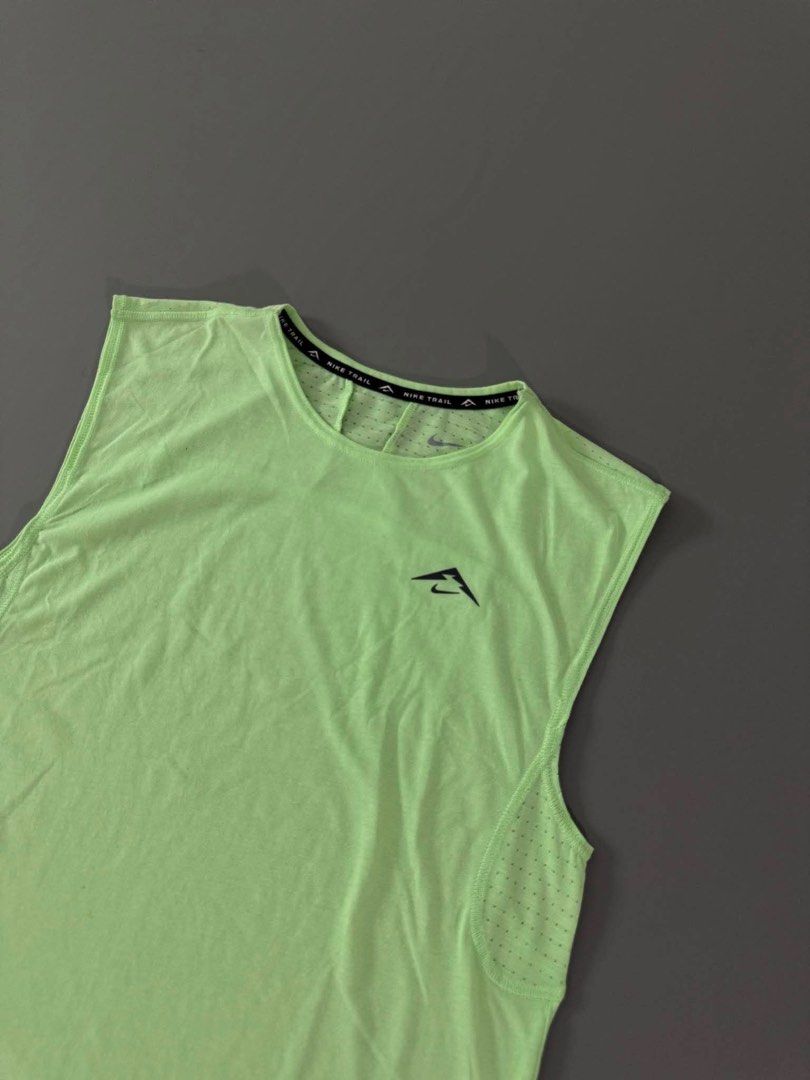 NIKE TRAIL (Category: Activewear) located in Guagua. Submitted by sweetboyy (Listing ID 1460396834, Image 2). Description: NIKE TRAIL EXCELLENT CONDITION / NO ISSUE SIZE SMALL ON TAG / DIMES L26 W19.