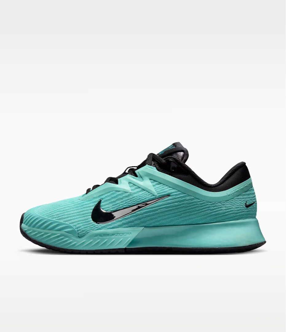 Nike Vapor Pro 3 PRM NYC (Category: Sneakers) located in Pasig City. Submitted by kcstuffs (Listing ID 1460364366, Image 3). Description: Nike Vapor Pro 3 PRM NYC Size 5-10 womens Other sizes & items are available for pre-order. All items are 100% guaranteed authenic/original from nike.