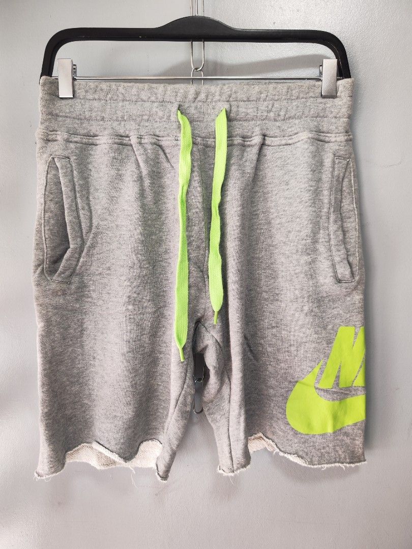 Nile Alumni Grey Youth Shorts (Category: Shorts) located in Bulacan. Submitted by emilj23 (Listing ID 1460427156, Image 3). Description: Nile Alumni Grey Youth Shorts Size M on tag L 19.5 W 28-32 Leg Hole 11 Condition 9.5/10 Color rate 9.5/10 No Issue.