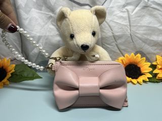 (Category: ) located in . Submitted by sakurumifinds2809 (Listing ID 1460358323, Image 1). Description: .