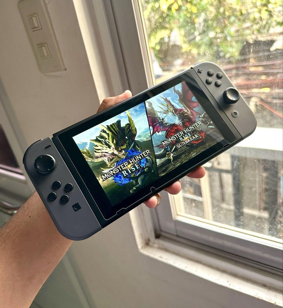 Nintendo Switch V2 with Free Games (Category: Nintendo) located in Manila. Submitted by nswitchgear (Listing ID 1460420418, Image 1). Description: 🎮 𝐅𝐎𝐑 𝐒𝐀𝐋𝐄: 𝐍𝐢𝐧𝐭𝐞𝐧𝐝𝐨 𝐒𝐰𝐢𝐭𝐜𝐡 V2 𝐌𝐨𝐝𝐞𝐥 with Free Games 🛒💰₱8,999 🎮Comes with 8 Accounts with Multiple Shared Game list can be installed no need to buy expensive games for mean time :) 📦 Complete Set: • Nintendo Switch V2 console • Dock • Joy-Con (L & R) • Joy-Con grip • Joy-