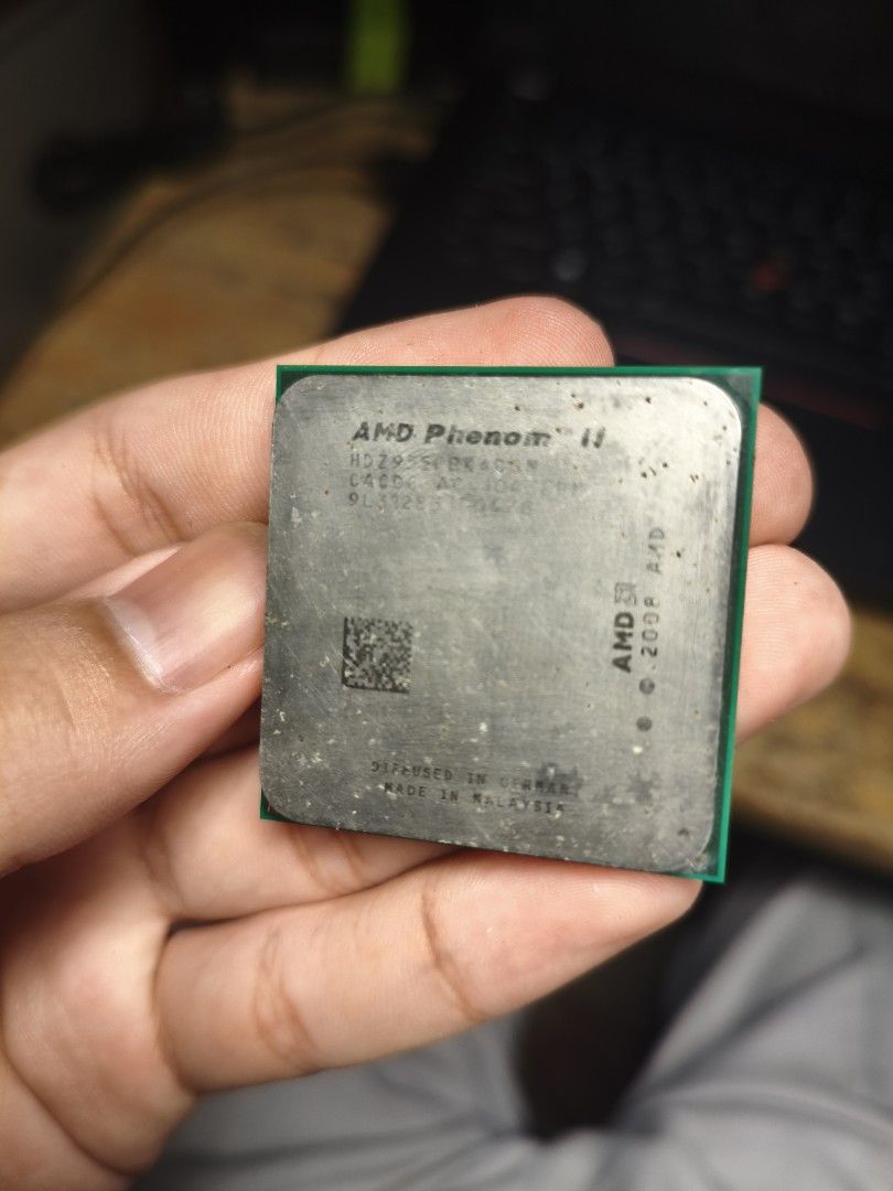 Non-tested AMD Phenom II (Category: Desktops) located in Teresa. Submitted by damiantob (Listing ID 1460423362, Image 1). Description: Very Negotiable.